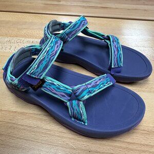 Teva Hurrican XLT 2 Sport Sandals size 1 Kid Girl Purple/Blue Hook & Loop Straps